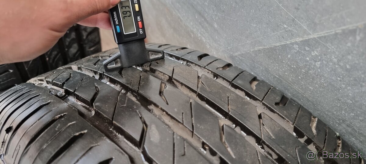 Predám letné pneumatiky Semperit 225/55 r17 Y XL,dot 4723. - 5