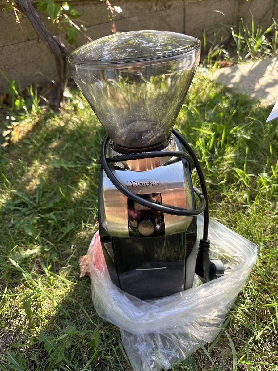 Virtuoso mlynček na kávu 230V, čisto nový - 5