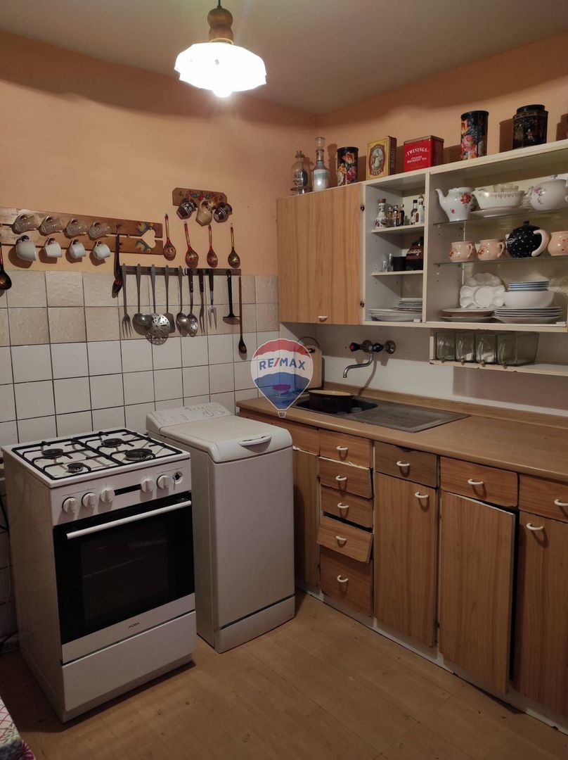 REZERVOVANÉ rodinný dom 2+1 izb, 367m2 pozemok, garáž, Molda - 5