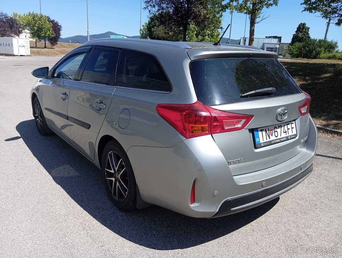 Toyota Auris TS - combi 1,6benzín, SR,EXECUTIVE,2x kolá - 5