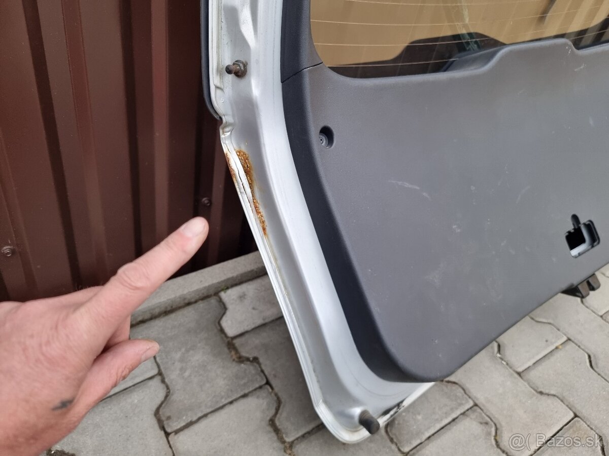 hyundai i30 combi kufrové dvere - 5