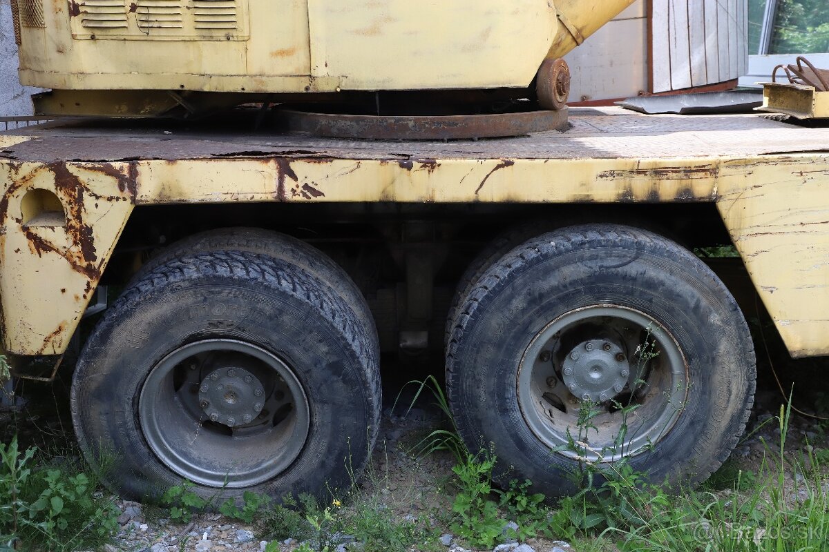 TATRA 148 6x6 žeriav - 5