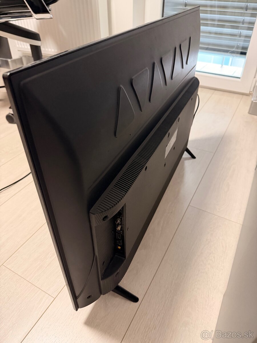 TV TCL 40” 40ES560 - 5