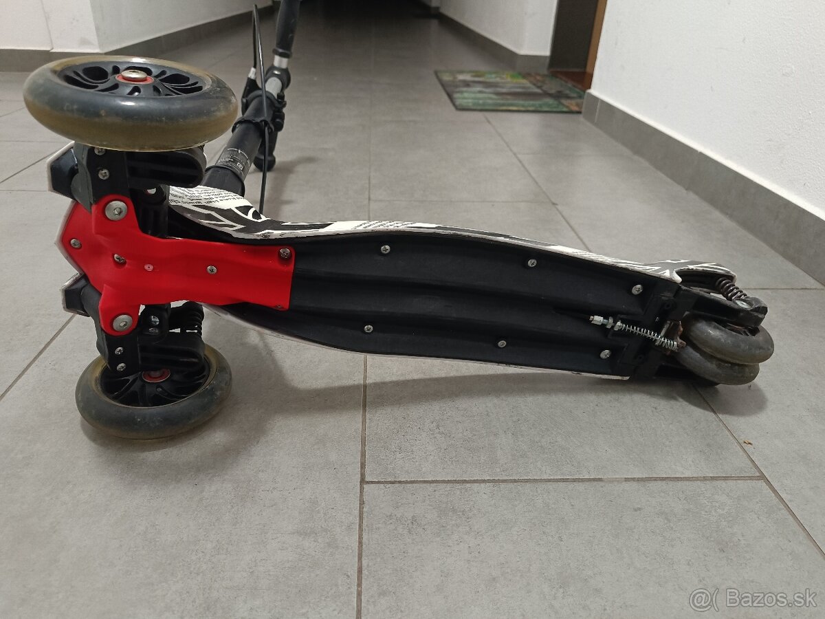 Kolobežka trojkolesova - 5