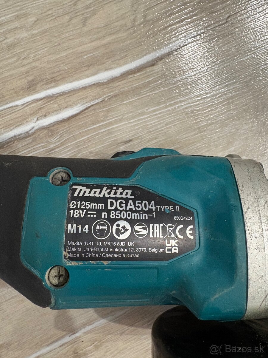 Makita DGA504 - 5
