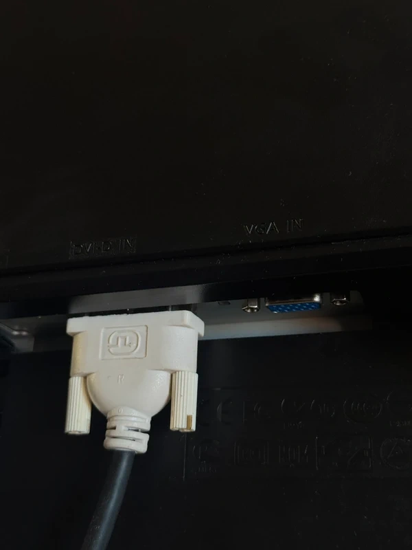 Acer V223HQL - 5