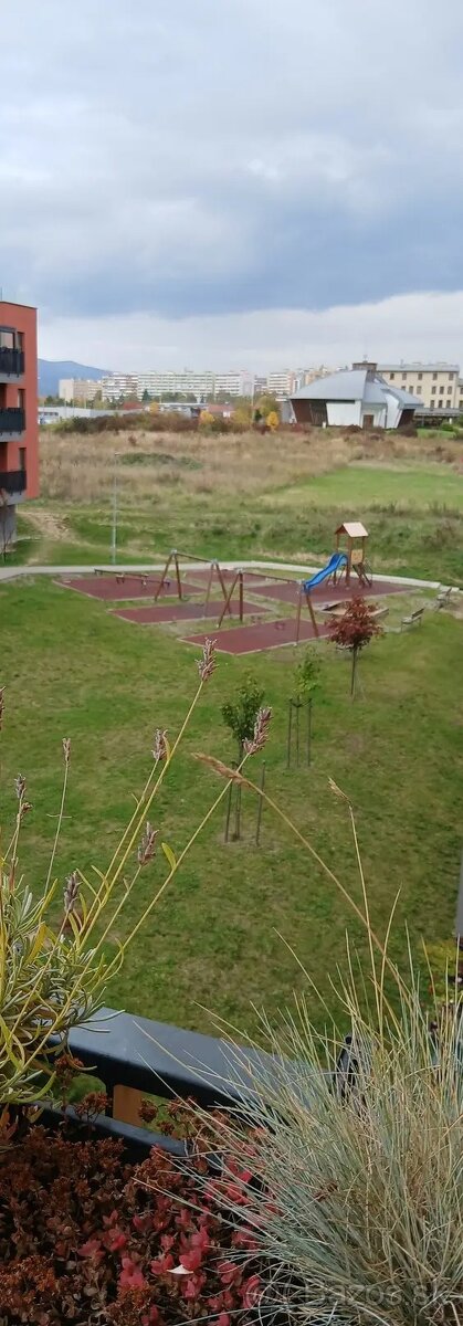 Prenajmem zariadený 2-izbovy byt. - 5