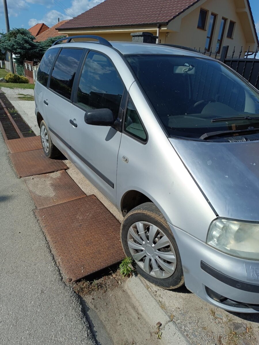 vw sharan 1,9 85 kw rv. 2002 - 5