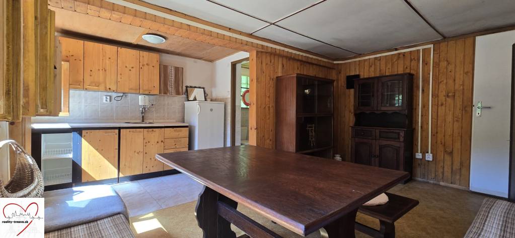 Murovaná chata pod lesom, Píla - 5