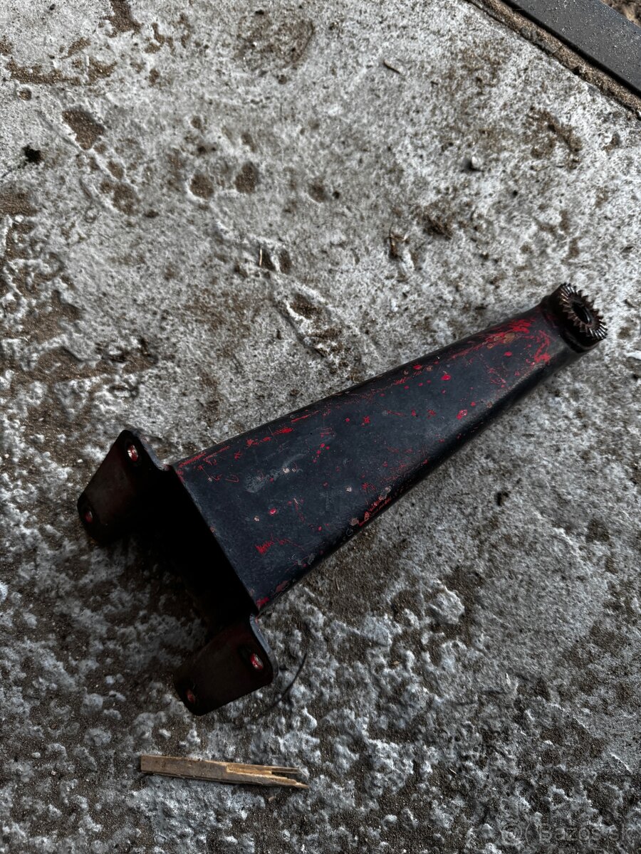 Riadidlá/ volant Robi 151 - 5