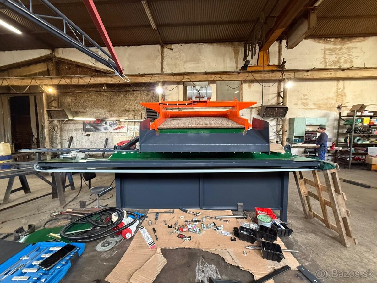 Predám nový vibračný triedič zeminy a štrku - 5