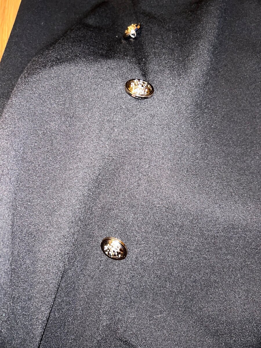 Elegantné čierne šaty - 5