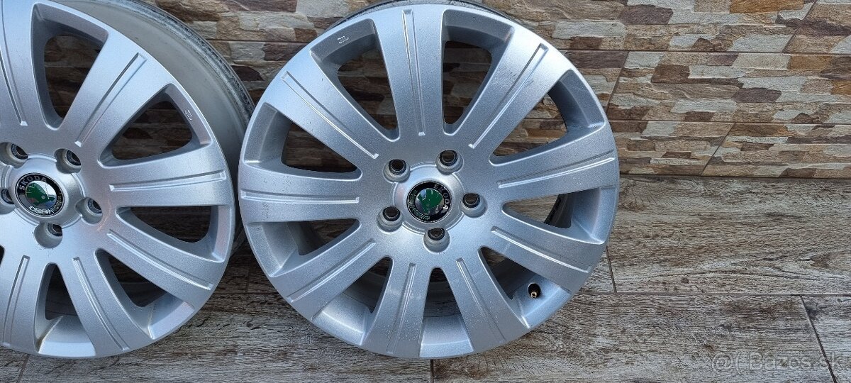 Predám Orginal SKODA FLASH elektrony 5X112 R17 - 5