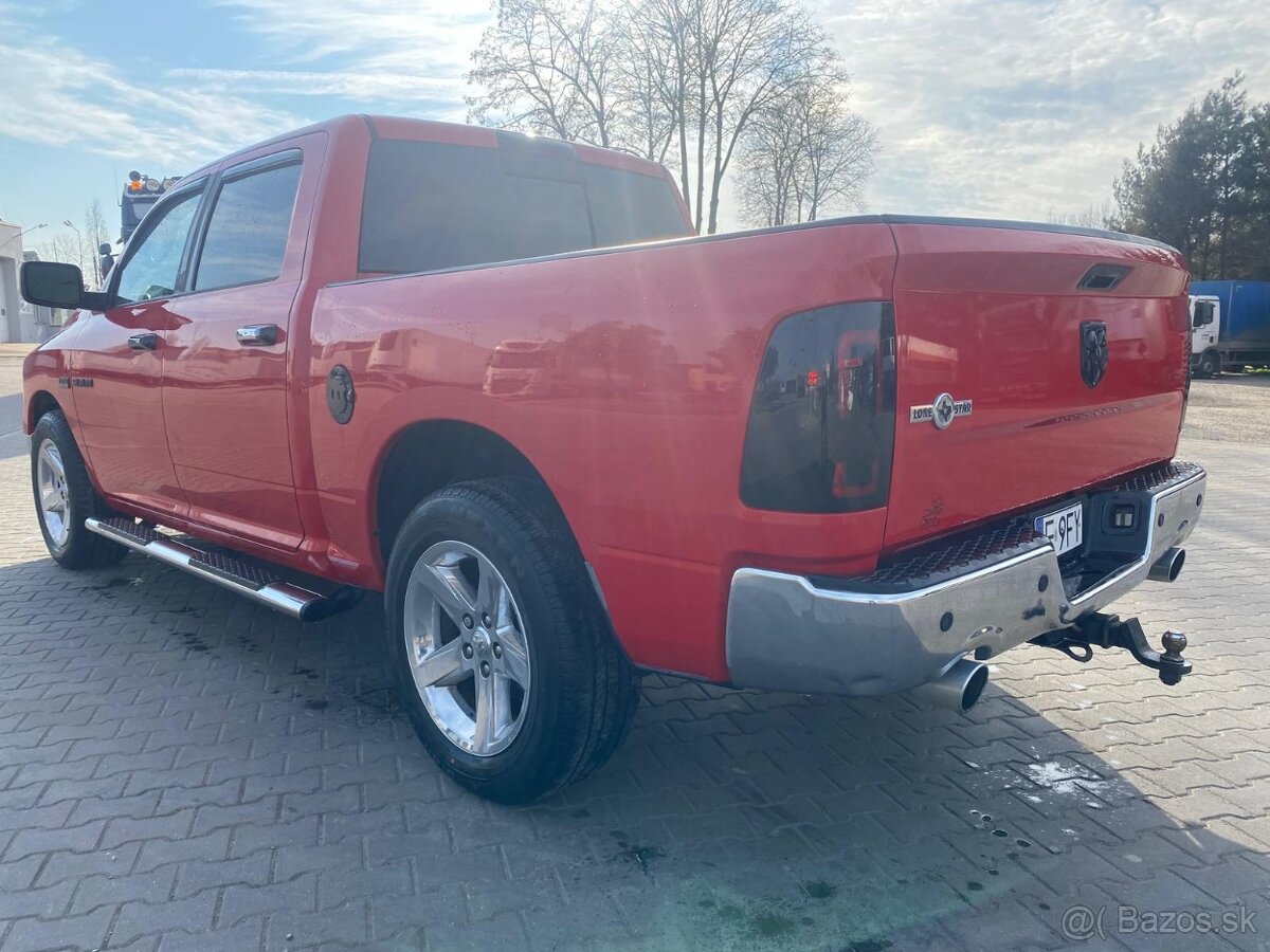 Dodge Ram 5,7 Hemi rok 2013 - 5