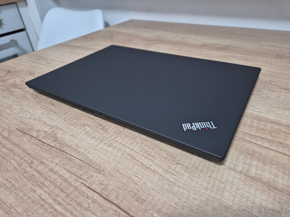 Thinkpad T495 /Ryzen 7 Pro 3700U/16GB RAM/FHD IPS/512GB SSD - 5