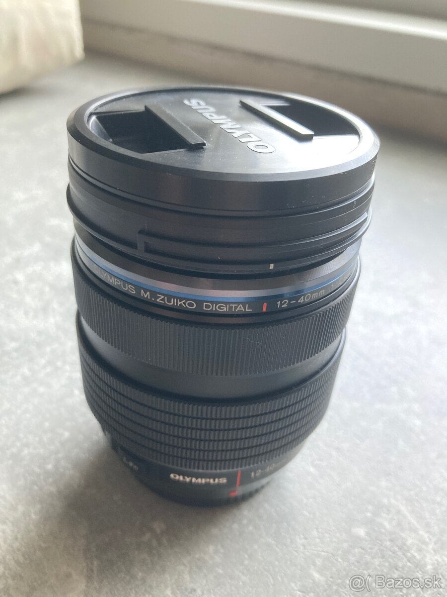 Olympus objektív + blesk - 5