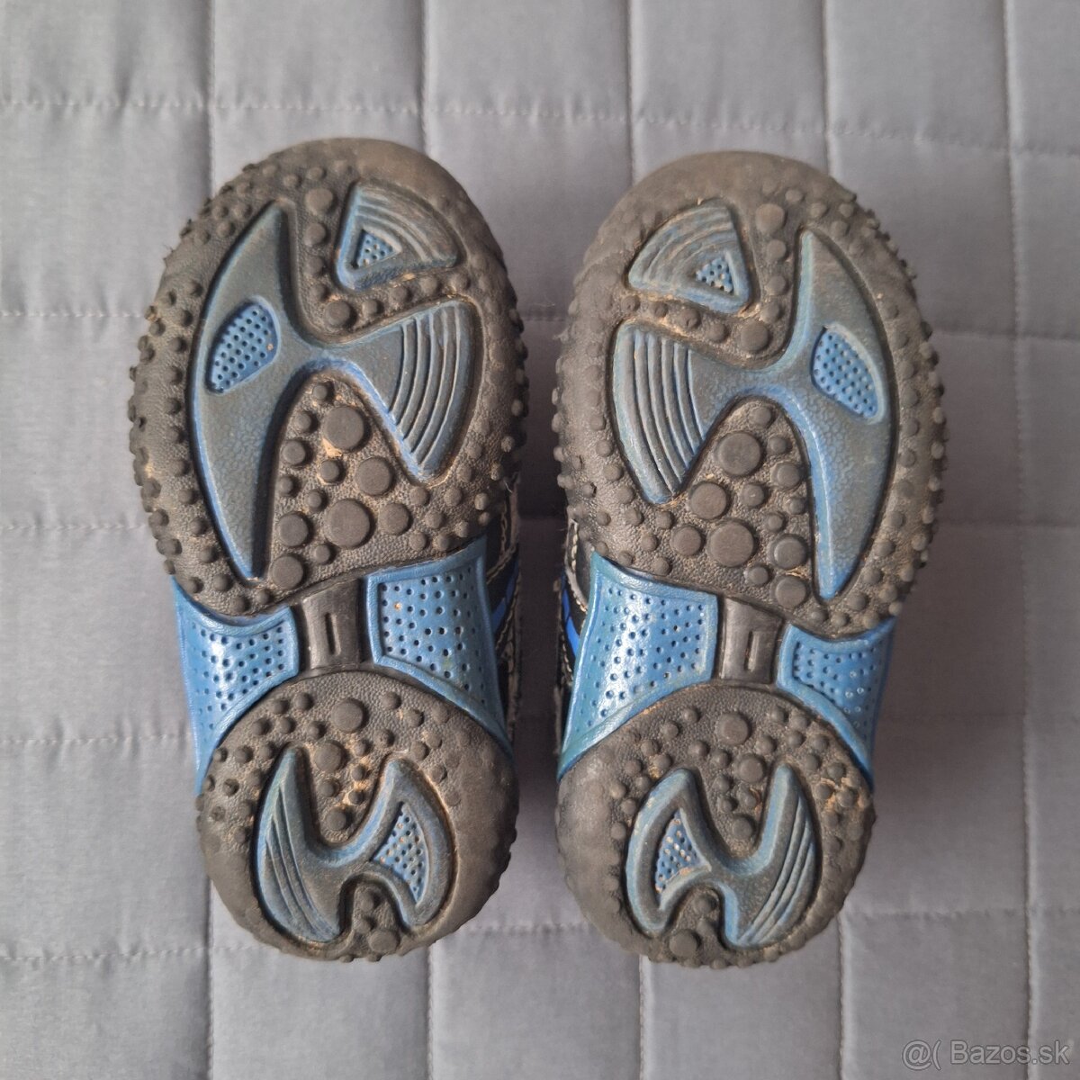 TOPÁNOČKY (v. 22) 5 € - 5