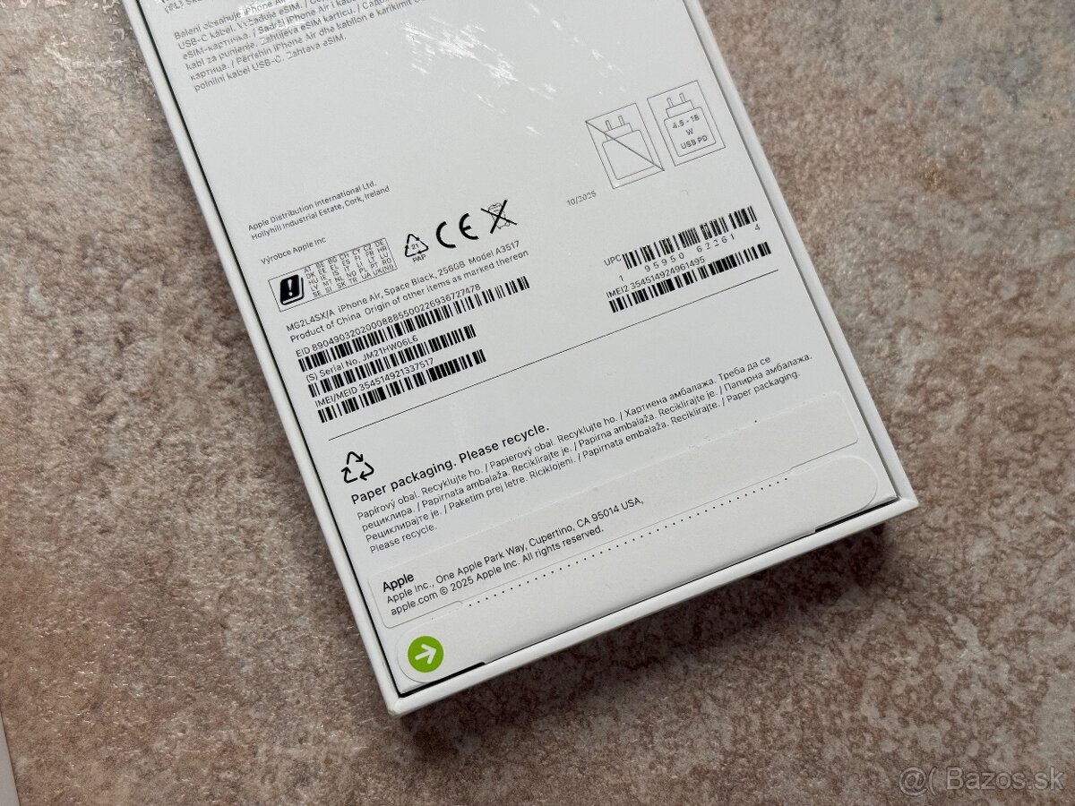 Apple iPhone Air Space Black 256GB - 5