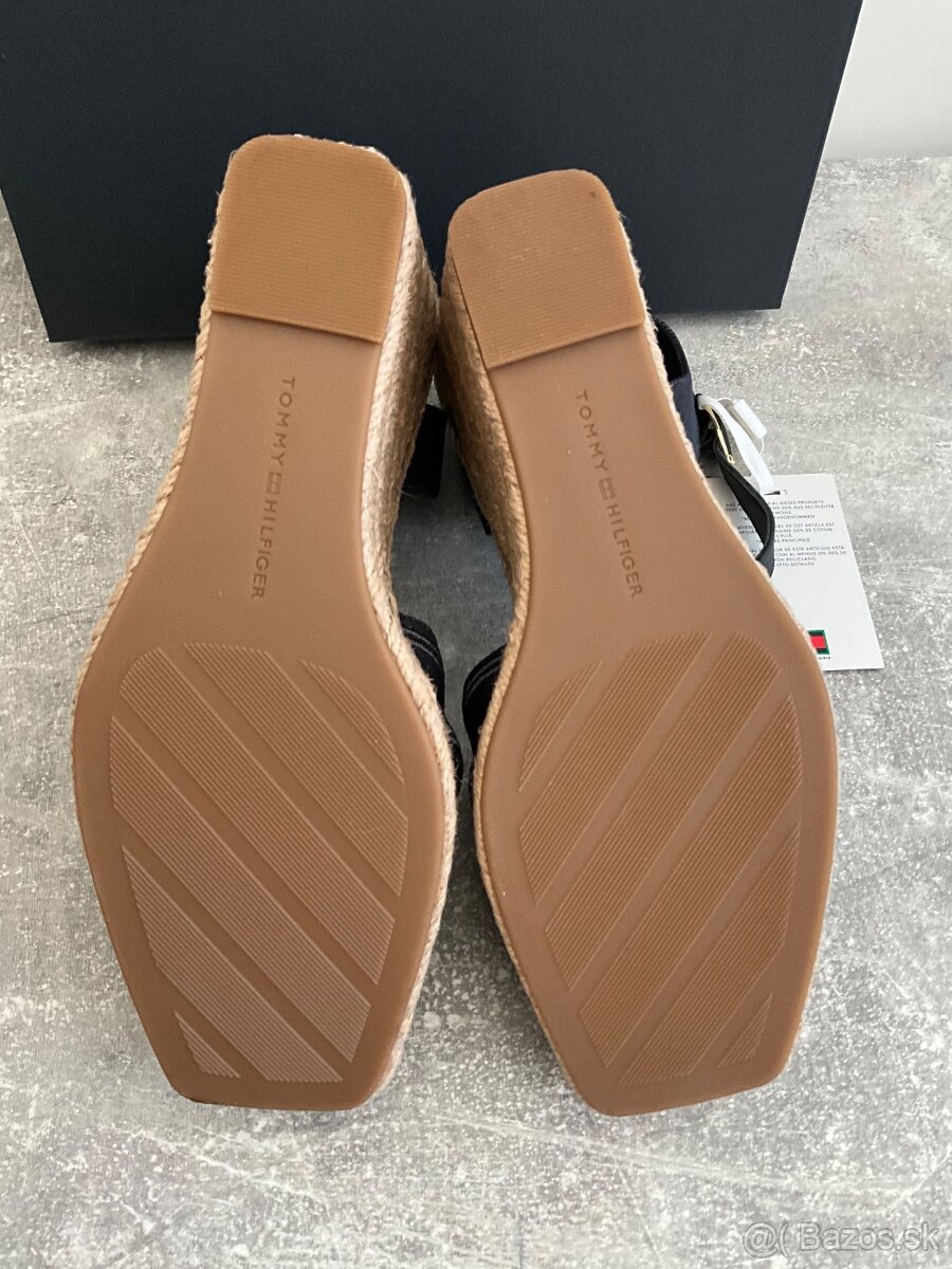 Sandále Tommy Hilfiger NOVÉ - 5