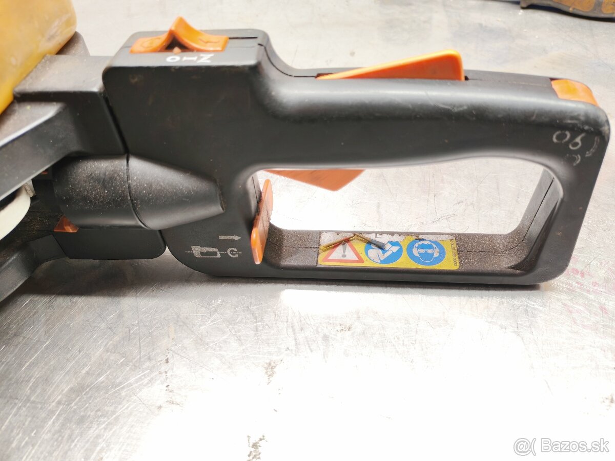 Predám plotostrih Stihl - 5