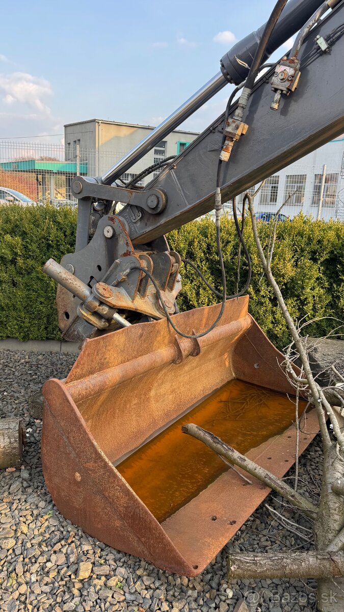 Kolové rypadlo VOLVO EW 180C - 5
