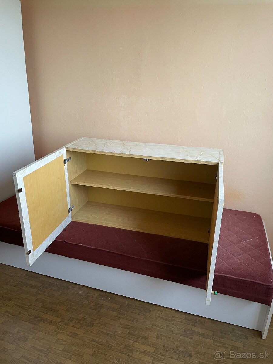 NÁBYTOK ZA ODVOZ ALEBO PÁR DROBNÝCH - 5