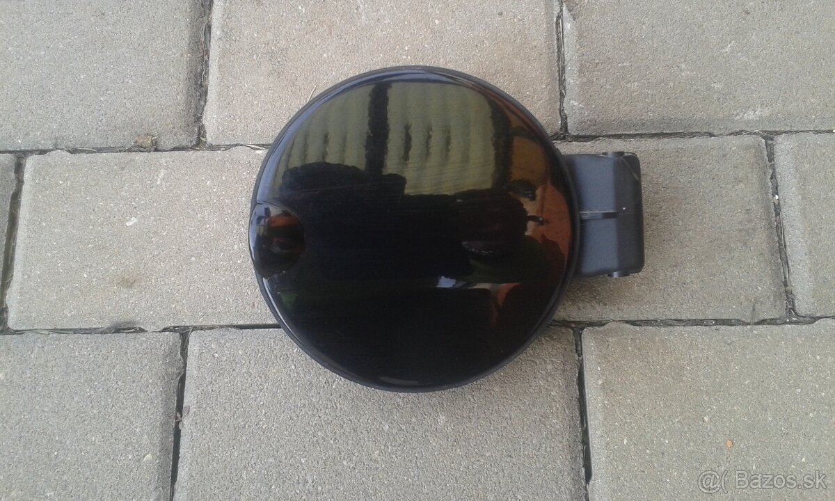 Diely Škoda Fabia čierna farba kód 9910 a iné diely - 5