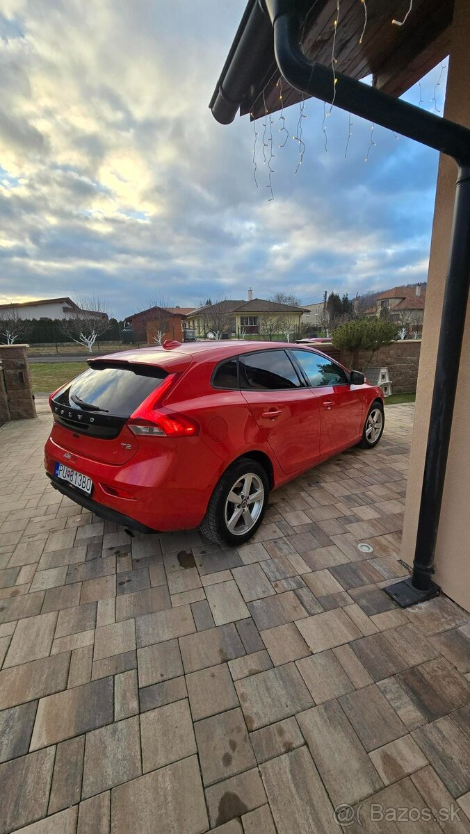 Volvo V40 1.6 Turbo benzín - 5