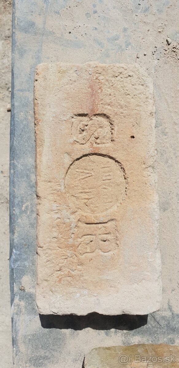 Staré značkové tehly - 5