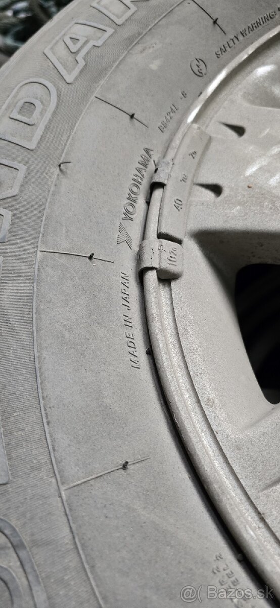 Yokohama geolander 265 70 r16 - 5