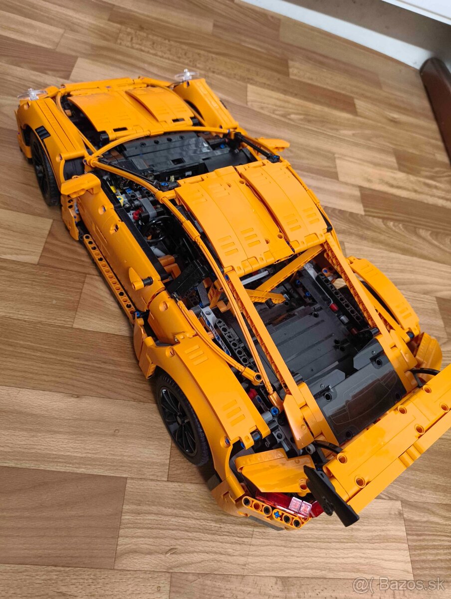 LEGO Technic 42056 Porsche 911 GT3 RS - 5