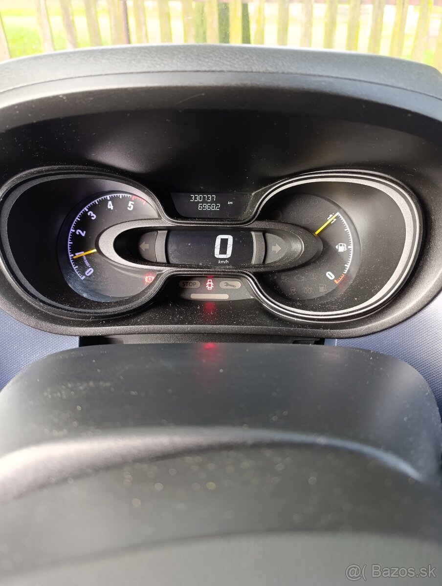 Opel Vivaro - 5