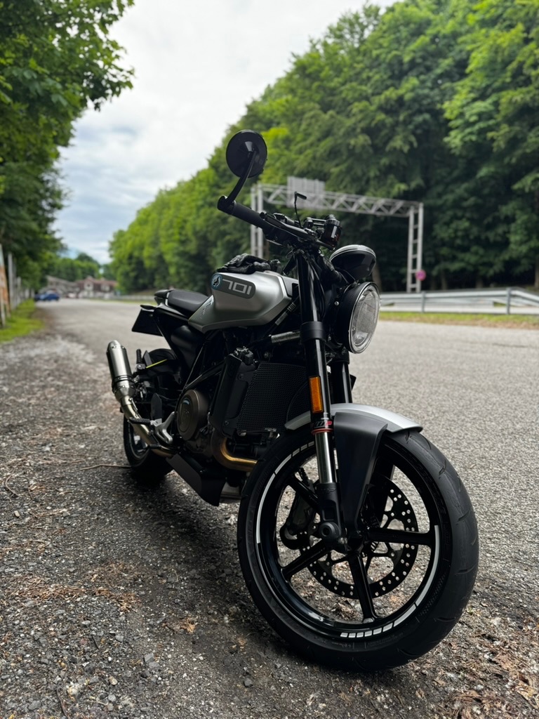 Husqvarna 701 Vitpilen - 5