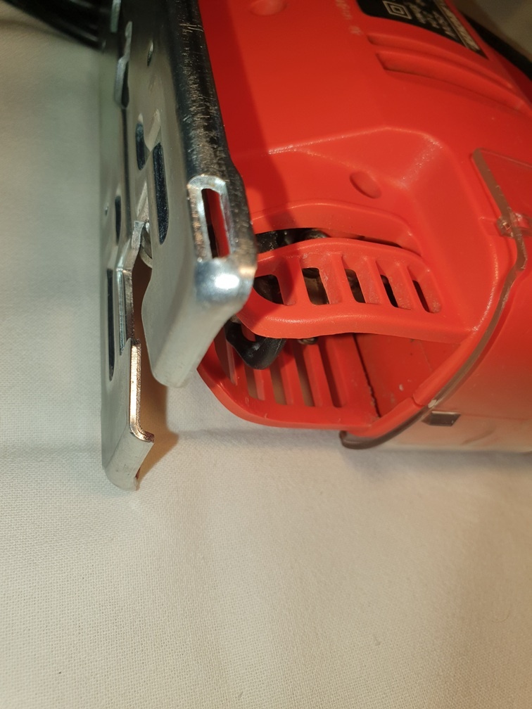 PRIAMOČIARA PÍLA – BLACK&DECKER - 5