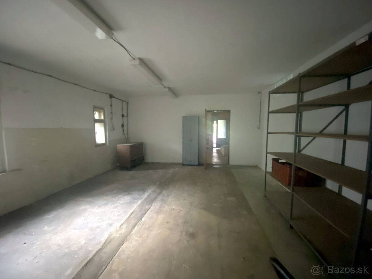 Komerčná budova - Ilava - centrum mesta - 5