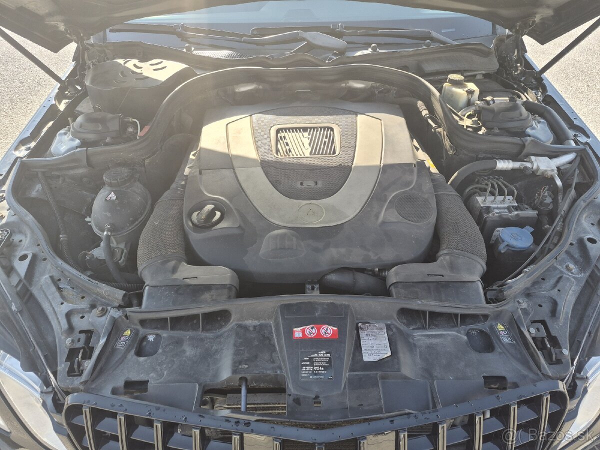 Mercedes benz 550 - 5