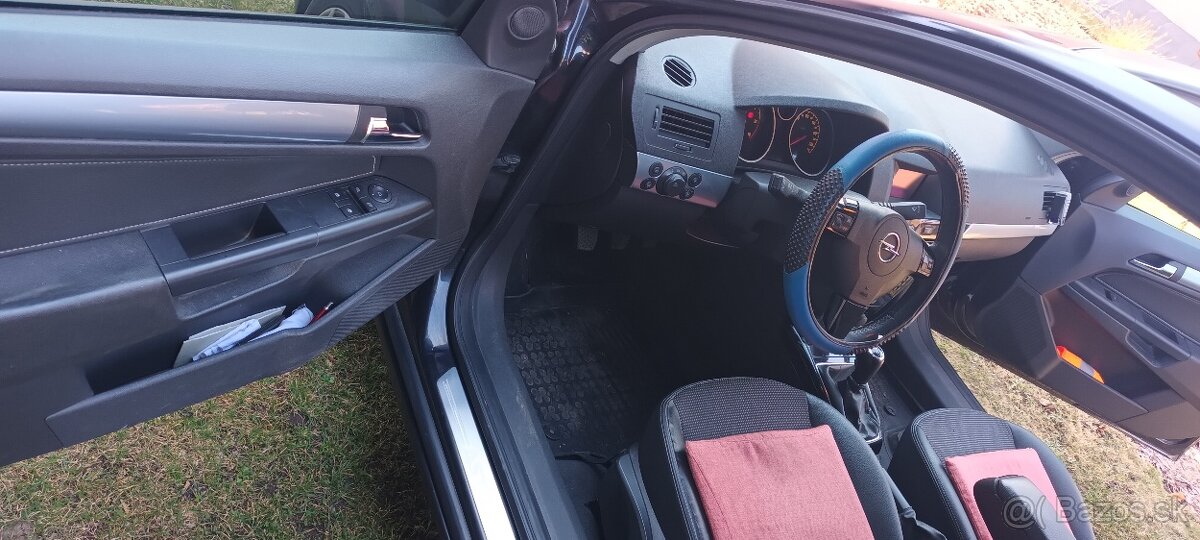 Opel Astra h - 5
