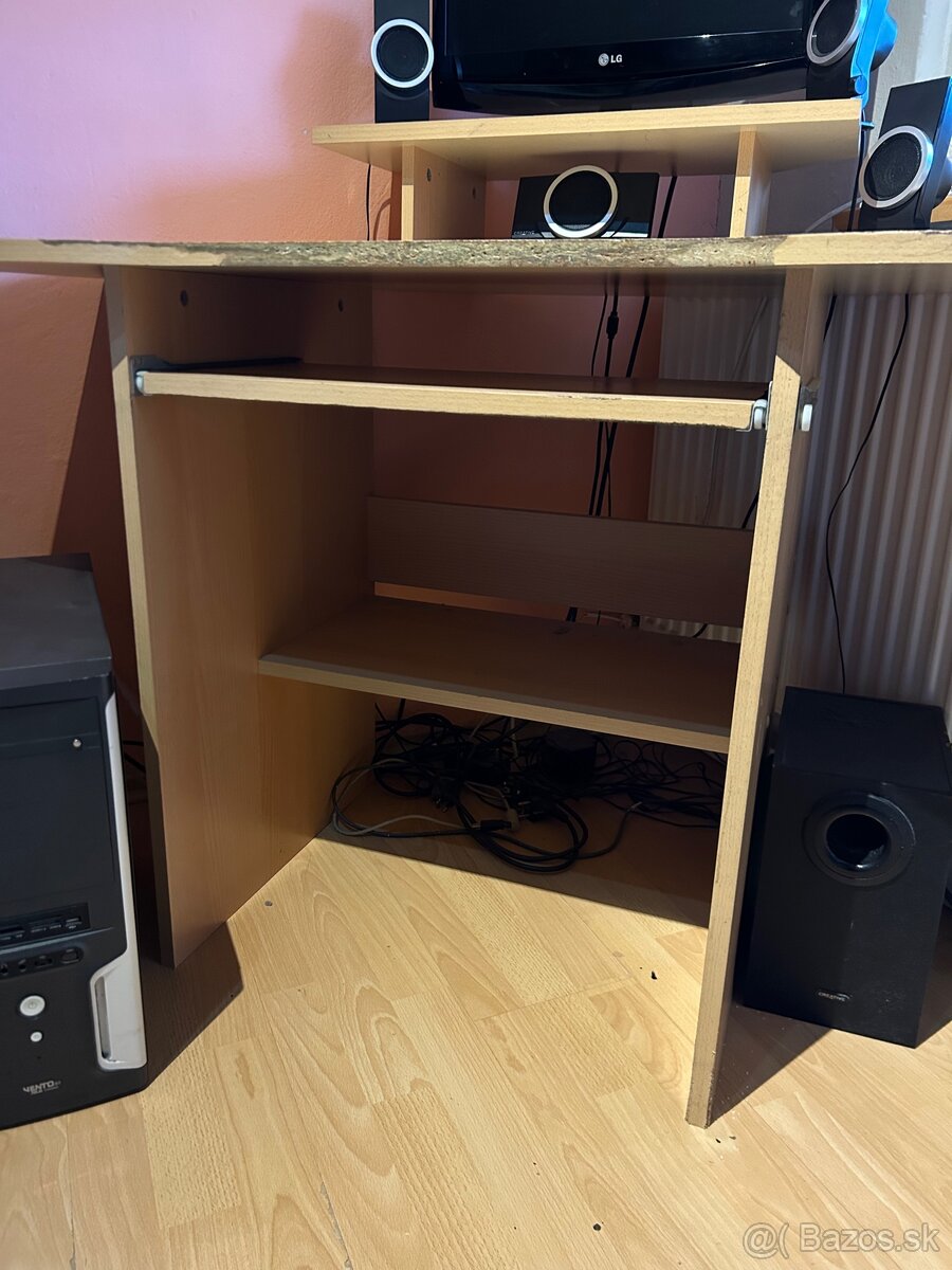 Rohový počítačový stôl - 5