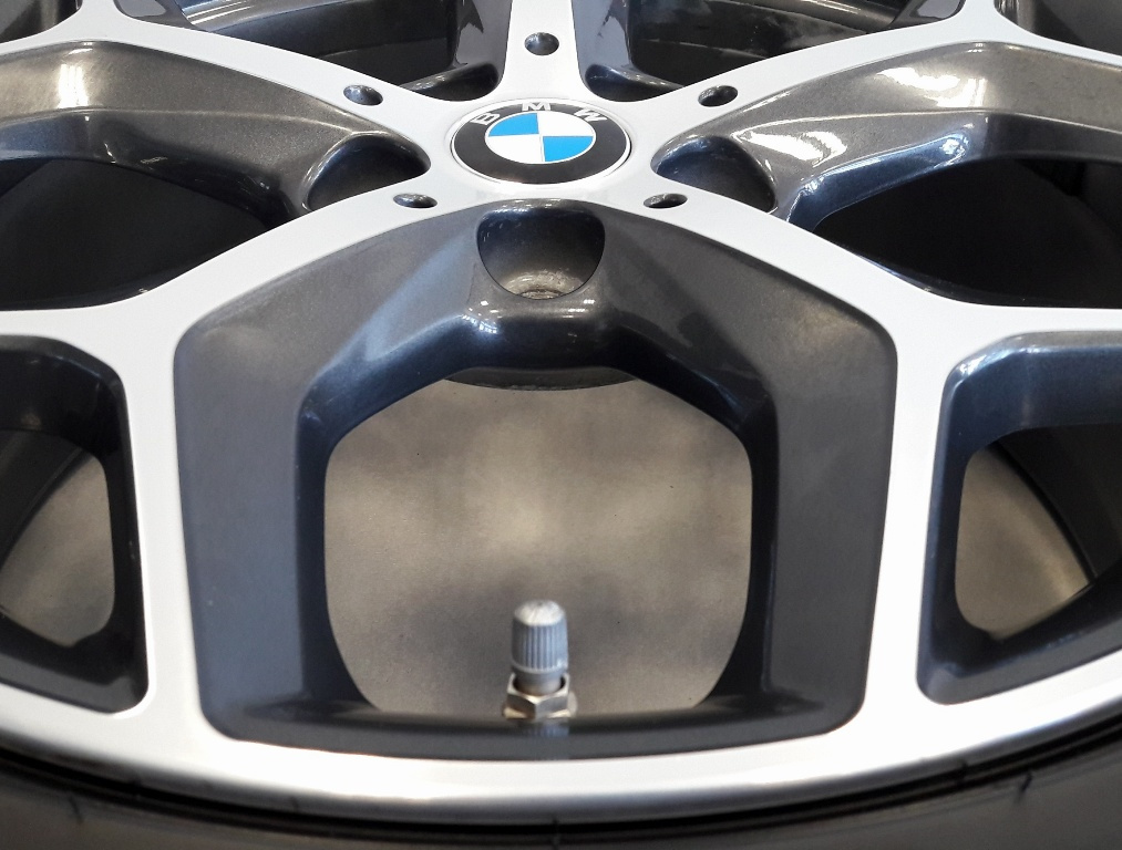 BMW X1 F48 18" Styling 569 - 5