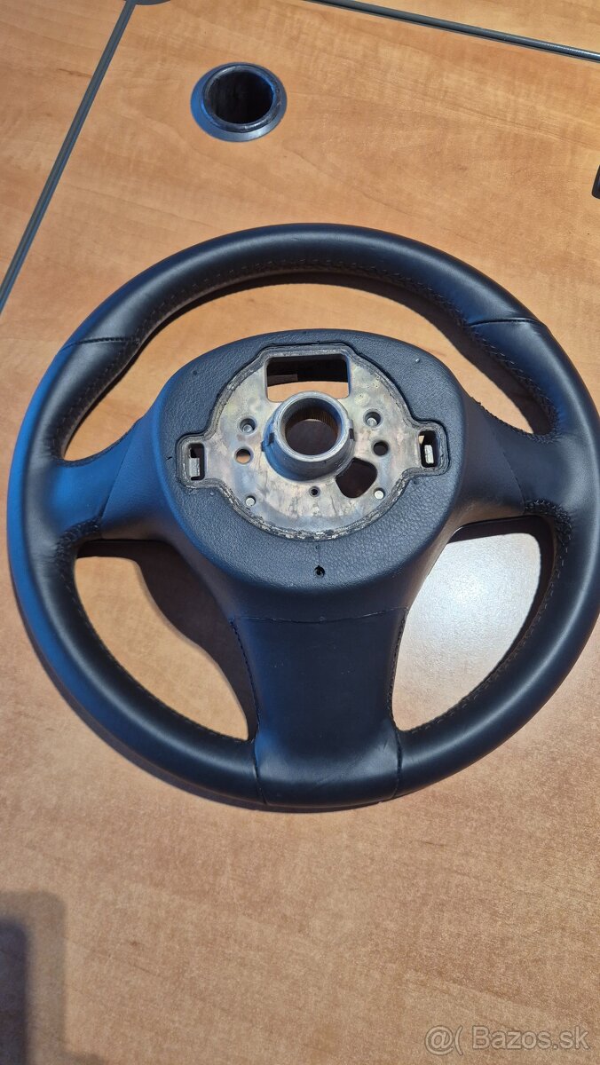 Volant VW TOUAREG - 5