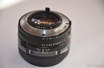 Nikon D7000+18-105 + 50mm 1.4 + 24mm 2.8 - 5