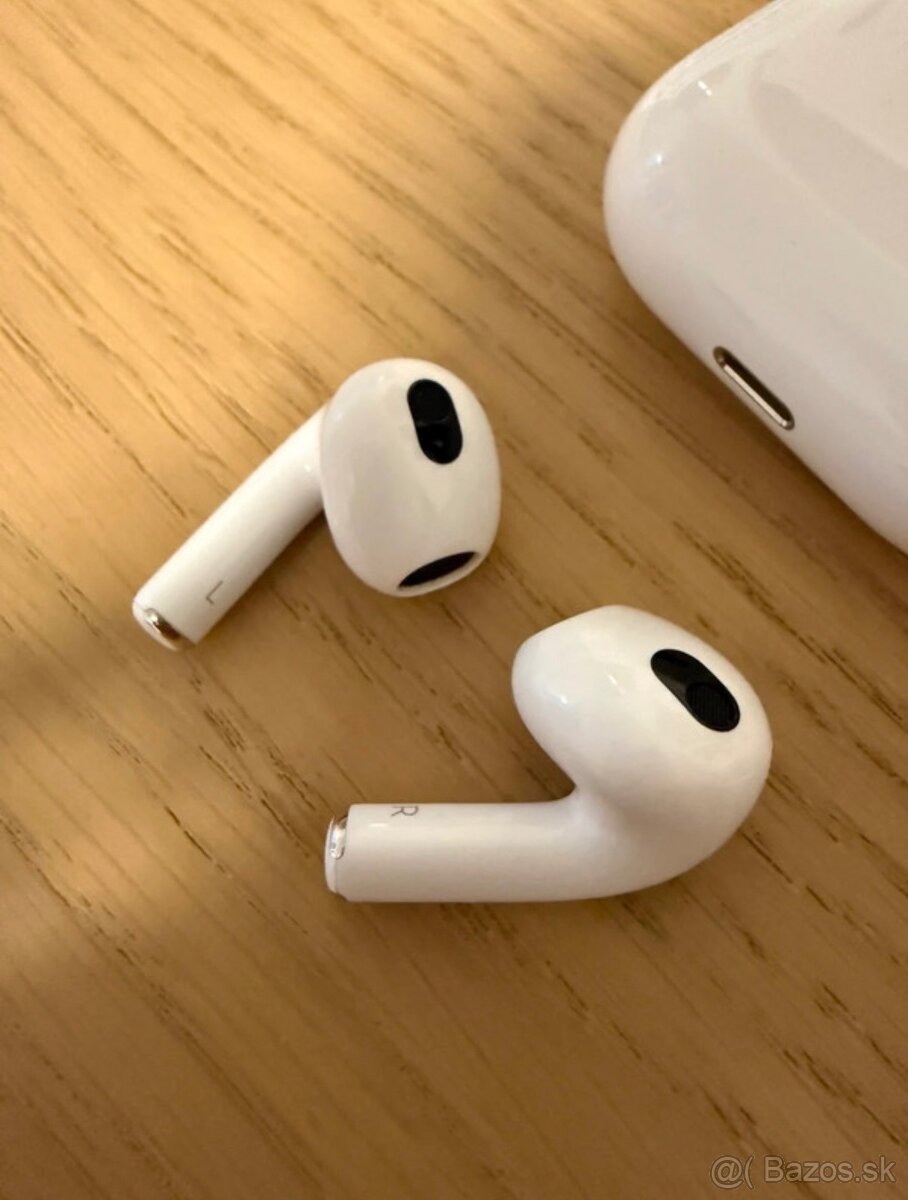 AirPods 3. generácie - 5