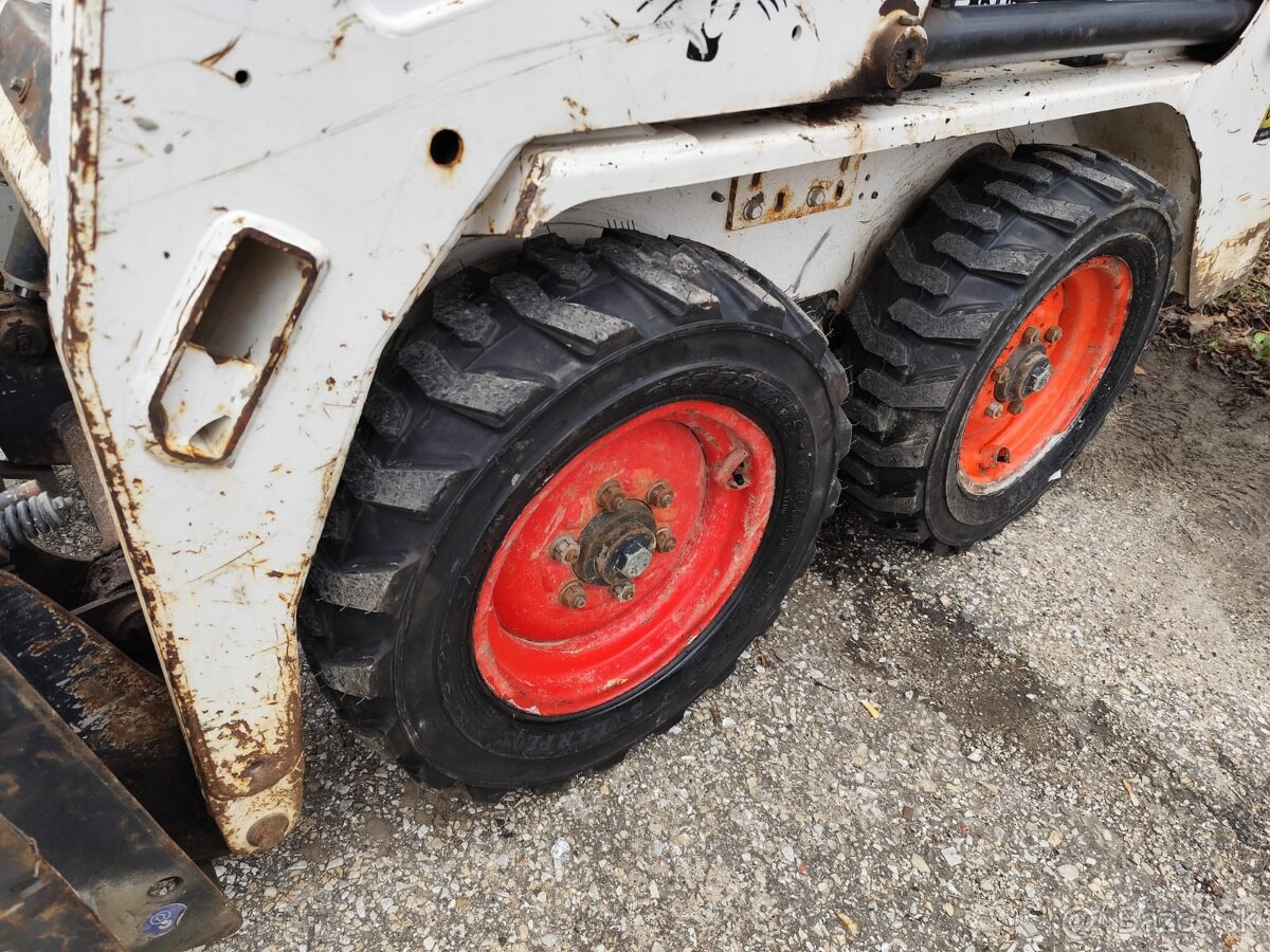 Nakladač Bobcat S100. ŠPZ. - 5