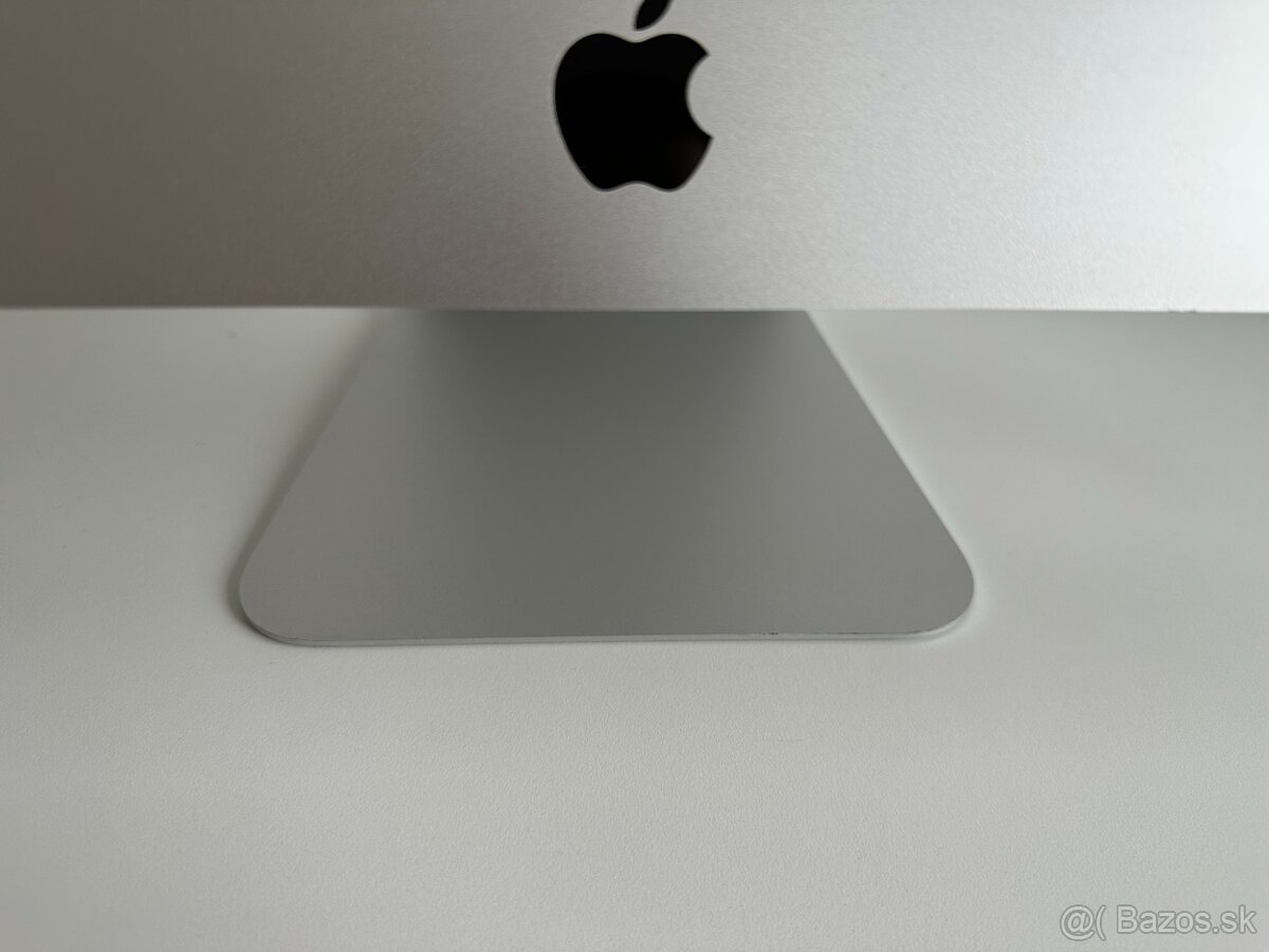 Apple iMac 27” Retina 5k 2017 / i7 / 24GB RAM / Radeon - 5