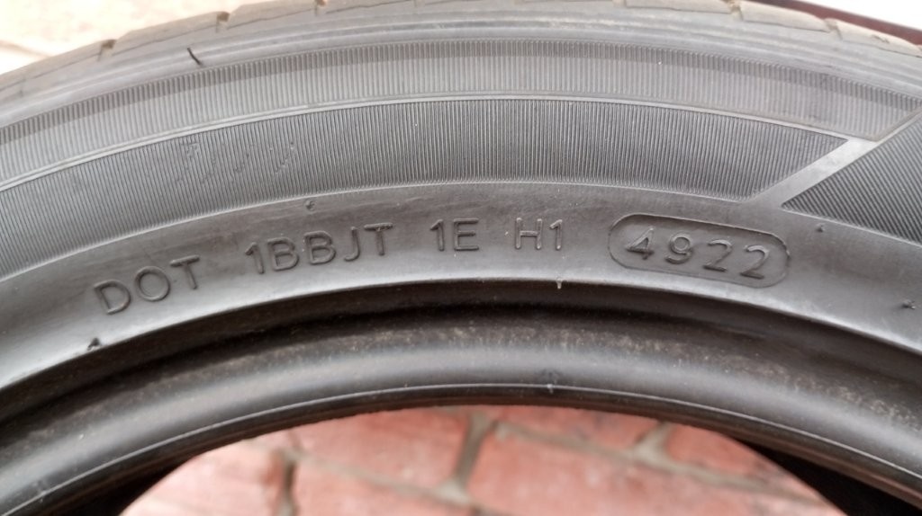 Predam letne pneu 4ks Hankook 195_50_R16 - 5