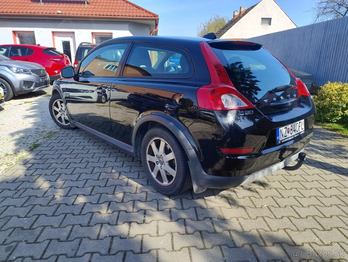 Volvo C30 D2 Kinetic, 84 kW, 6-st. manuál - 5