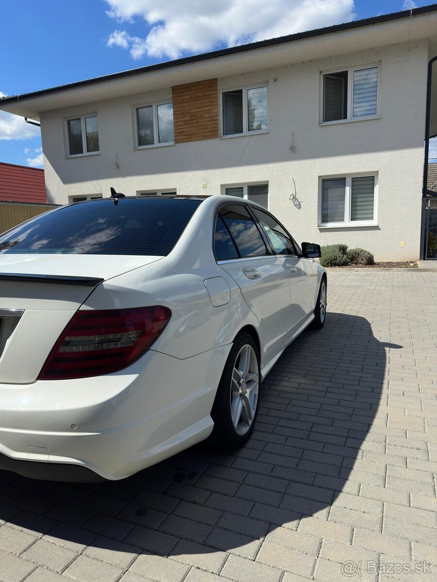 Mercedes Benz C250 w204 - 5