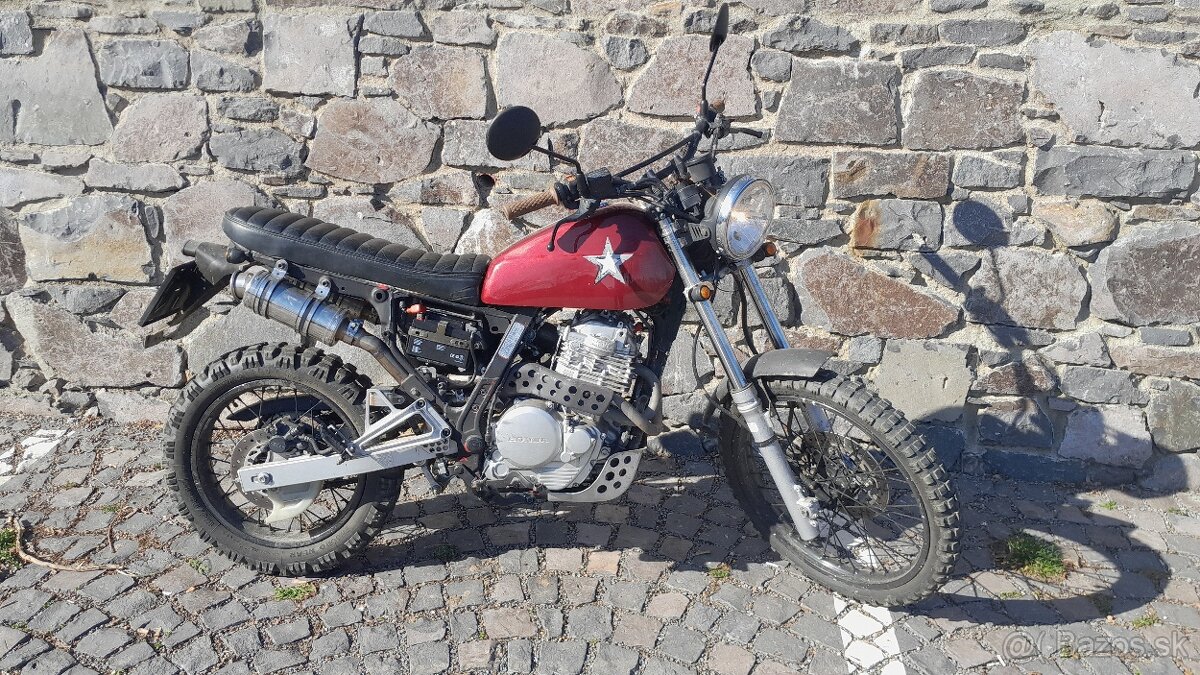 Predam Hondu dominator 650 scrambler
