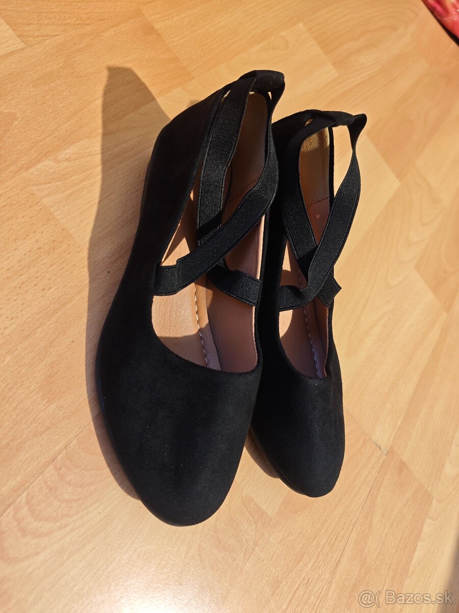 NOVÉ Čierne baleríny na nízkej platforme, veľ. 37 - 5