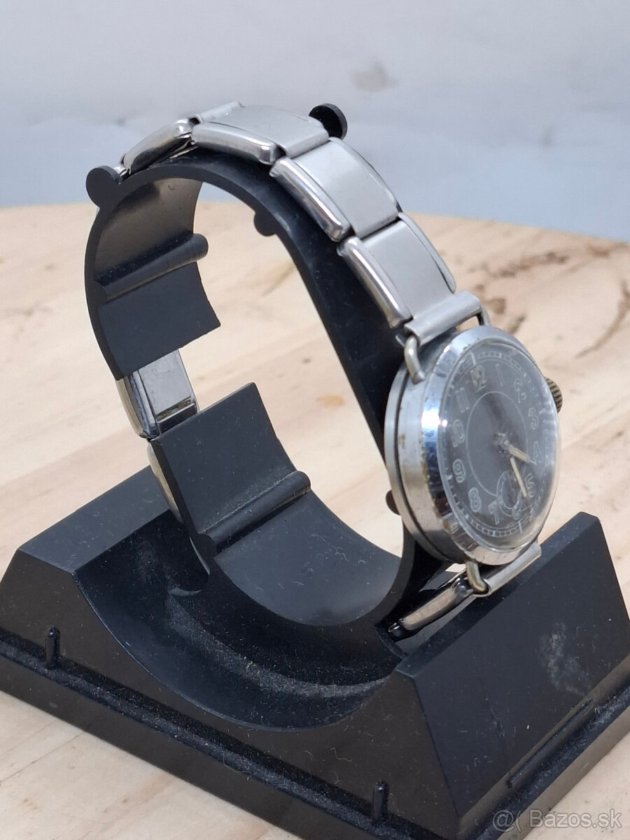 Predám funkčné starožitné náramkové hodinky Précia Etanche 4 - 5